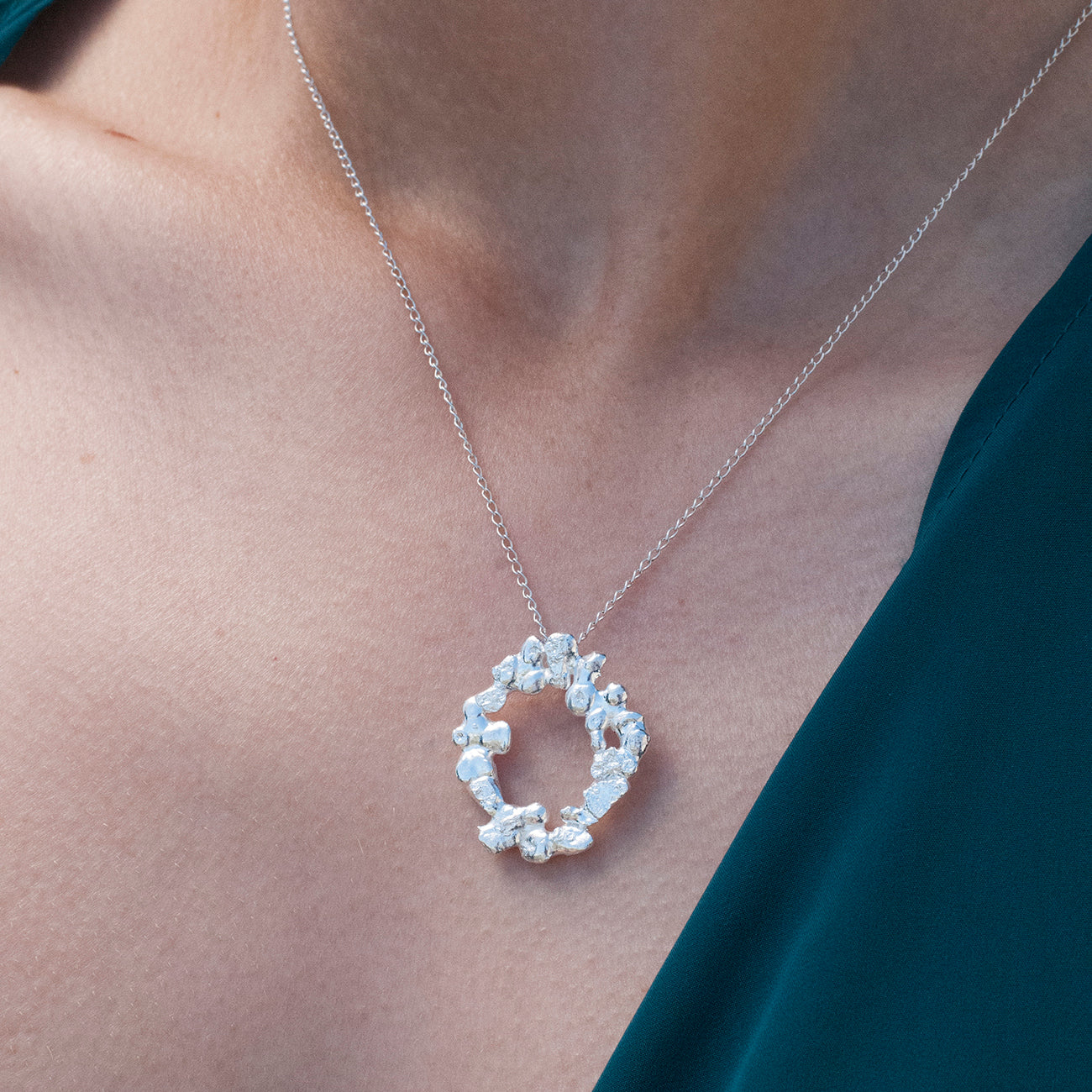 Collar Magma L