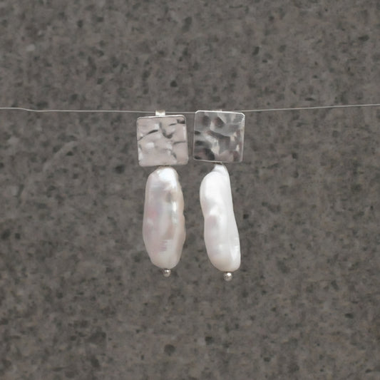 Aros Capri Cuadrados Plata Martillados